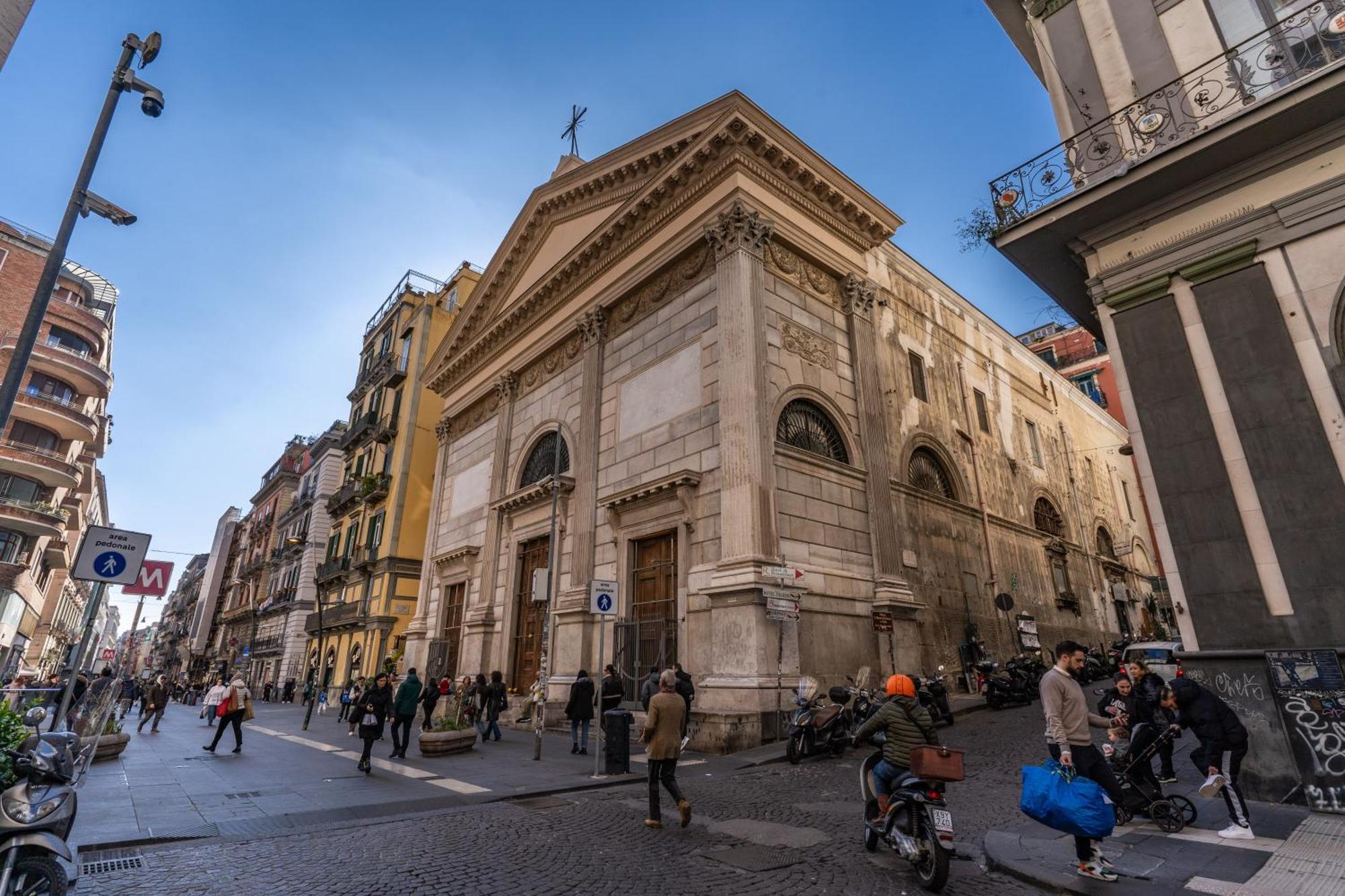 Due Porte A Toledo Neapol Zewnętrze zdjęcie
