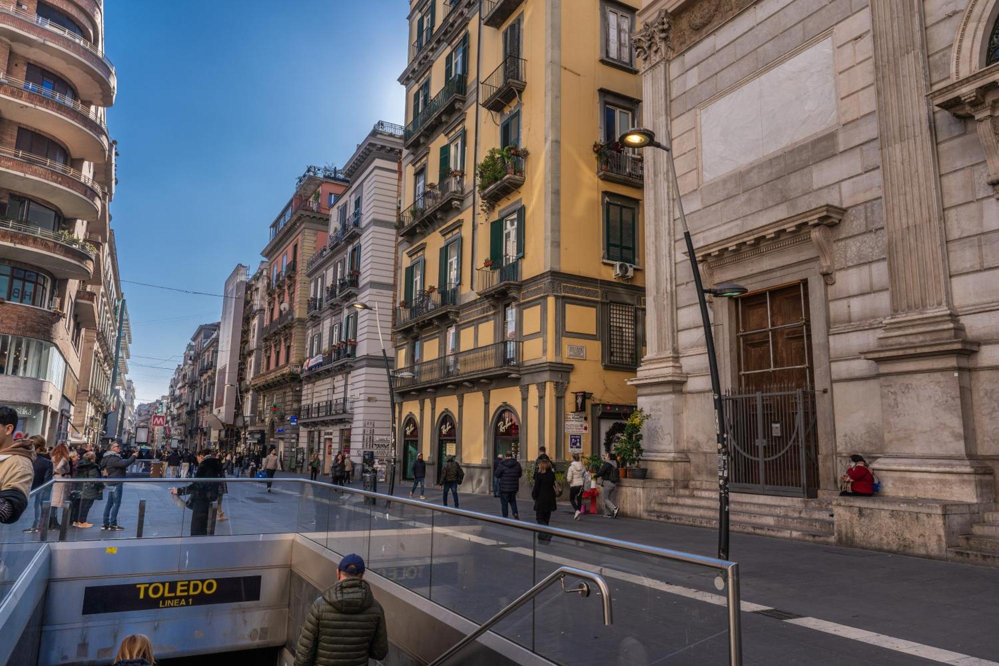 Due Porte A Toledo Neapol Zewnętrze zdjęcie